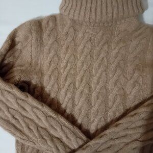 House of Scotland 100% Cashmere Tan Turtleneck Sweater